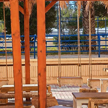 Gaviota Con Playa Y Terraza 度假居